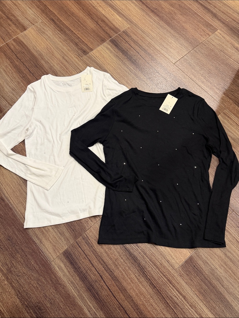 NWT a new day Long-Sleeve Crewneck Top with Stud Accents - Black & White